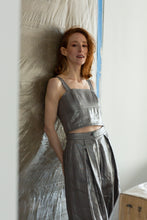 Load image into Gallery viewer, LINEN TOP - Silver
